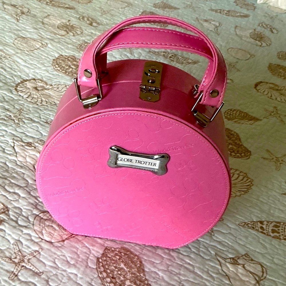 Pink Globe-Trotter Pet Bowls